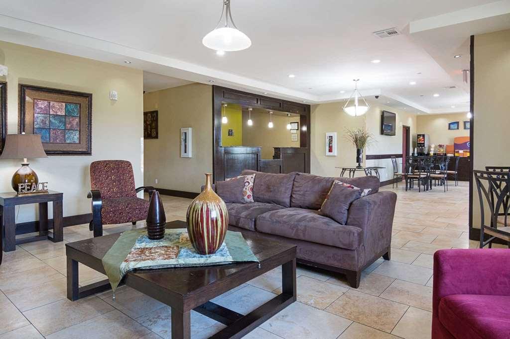 Rodeway Inn & Suites Winnfield Interior photo